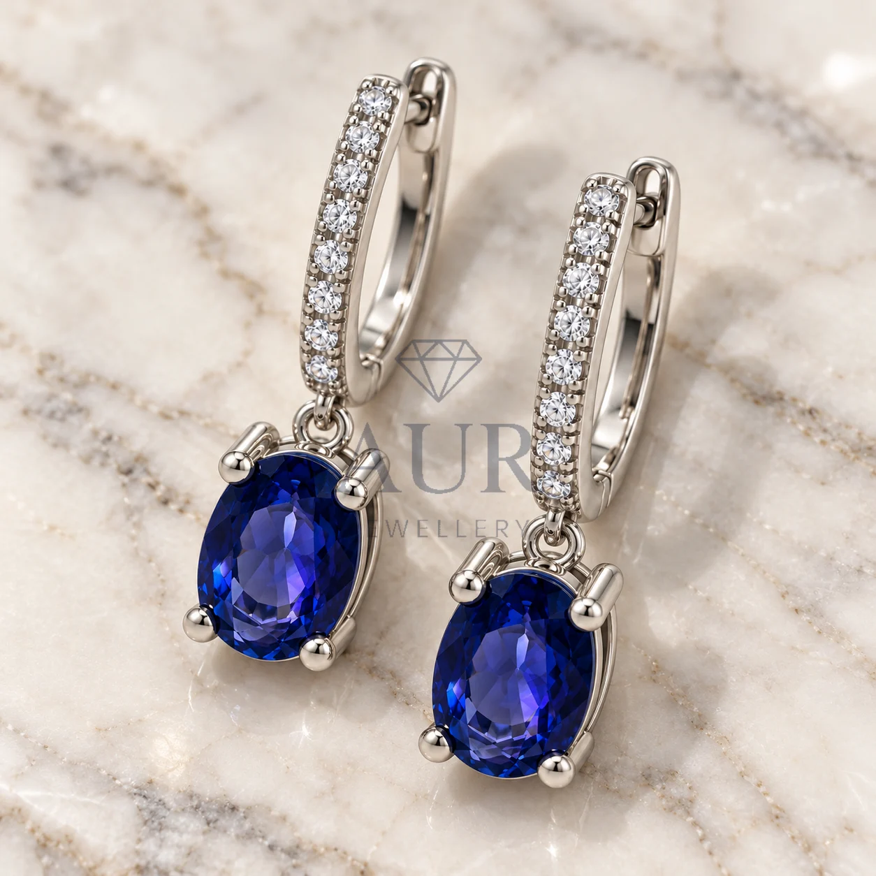 Oval Safir ve Pırlanta Küpe